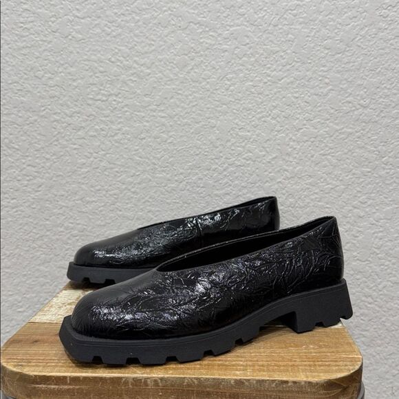 Katy Perry The Daarling Black Patent Crinkle Slip On Loafers Size 10M/40 - Picture 6 of 8